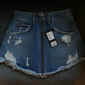 Carmar Denim front zip skirt